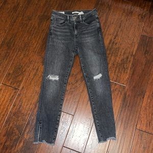 Levi 724 high rise straight jeans